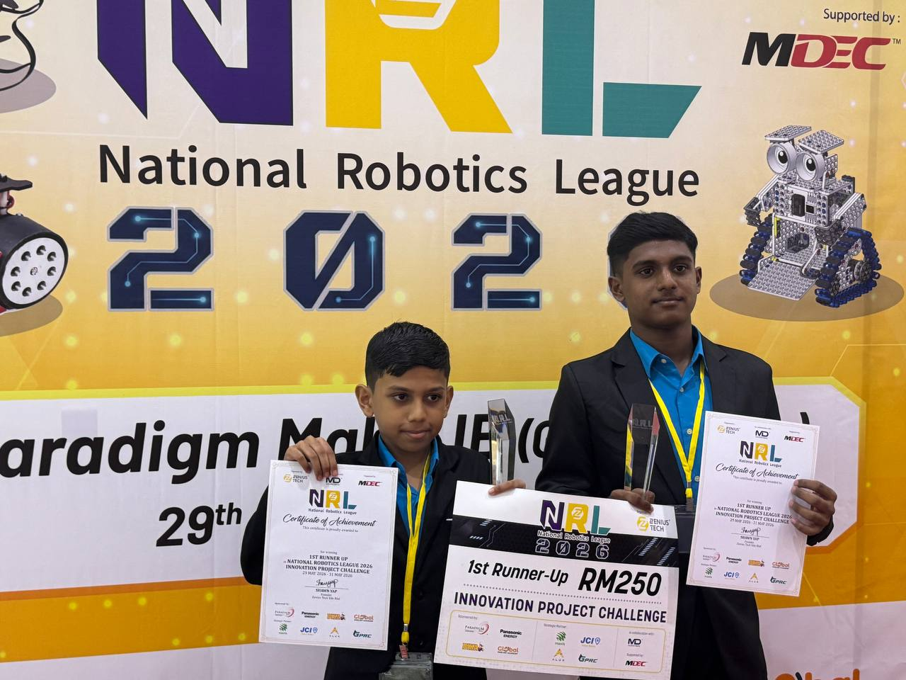 Students winning at the National Robotic League, Paradigm Mall Johor Bahru