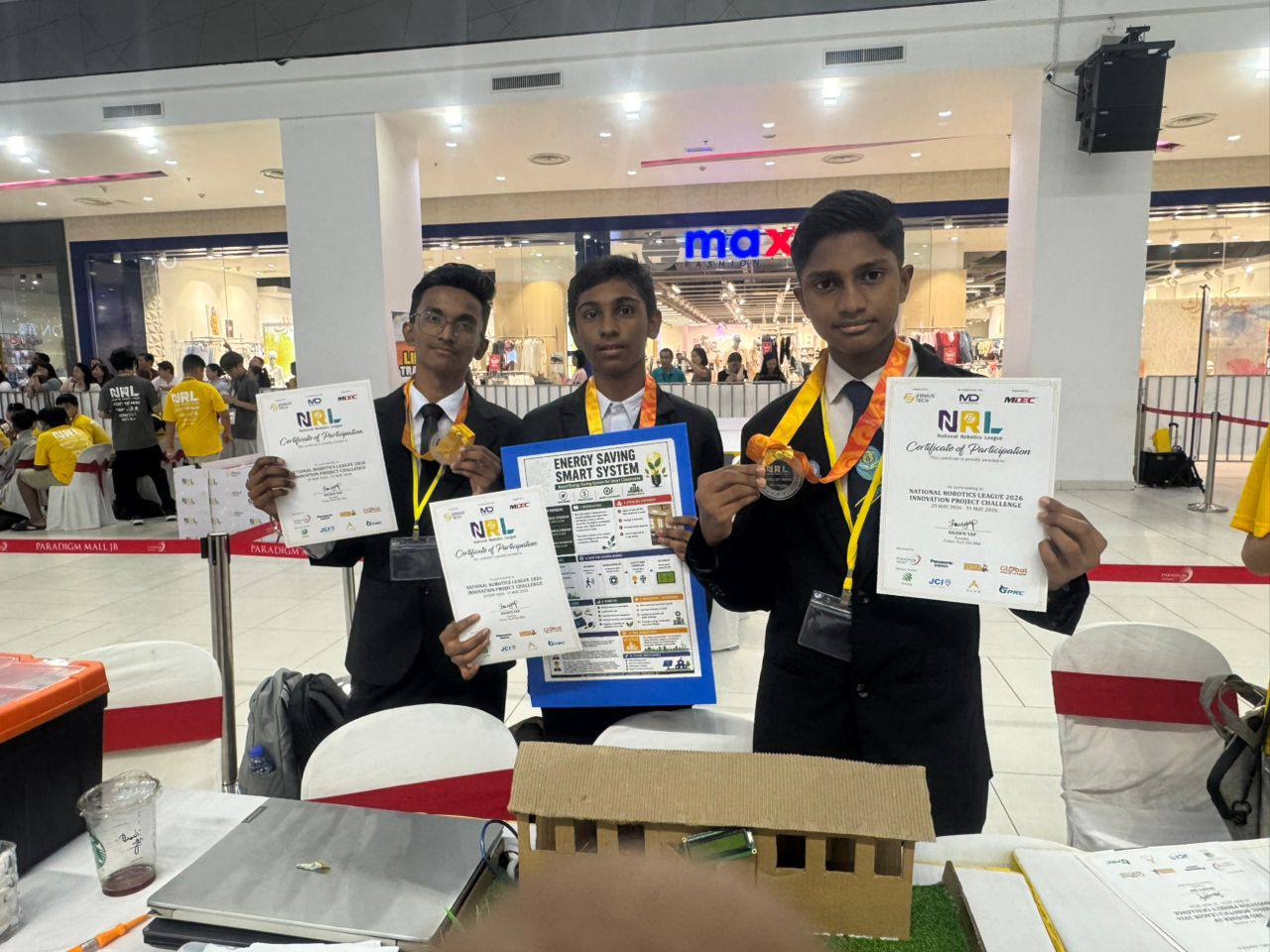 Students winning at the National Robotic League, Paradigm Mall Johor Bahru