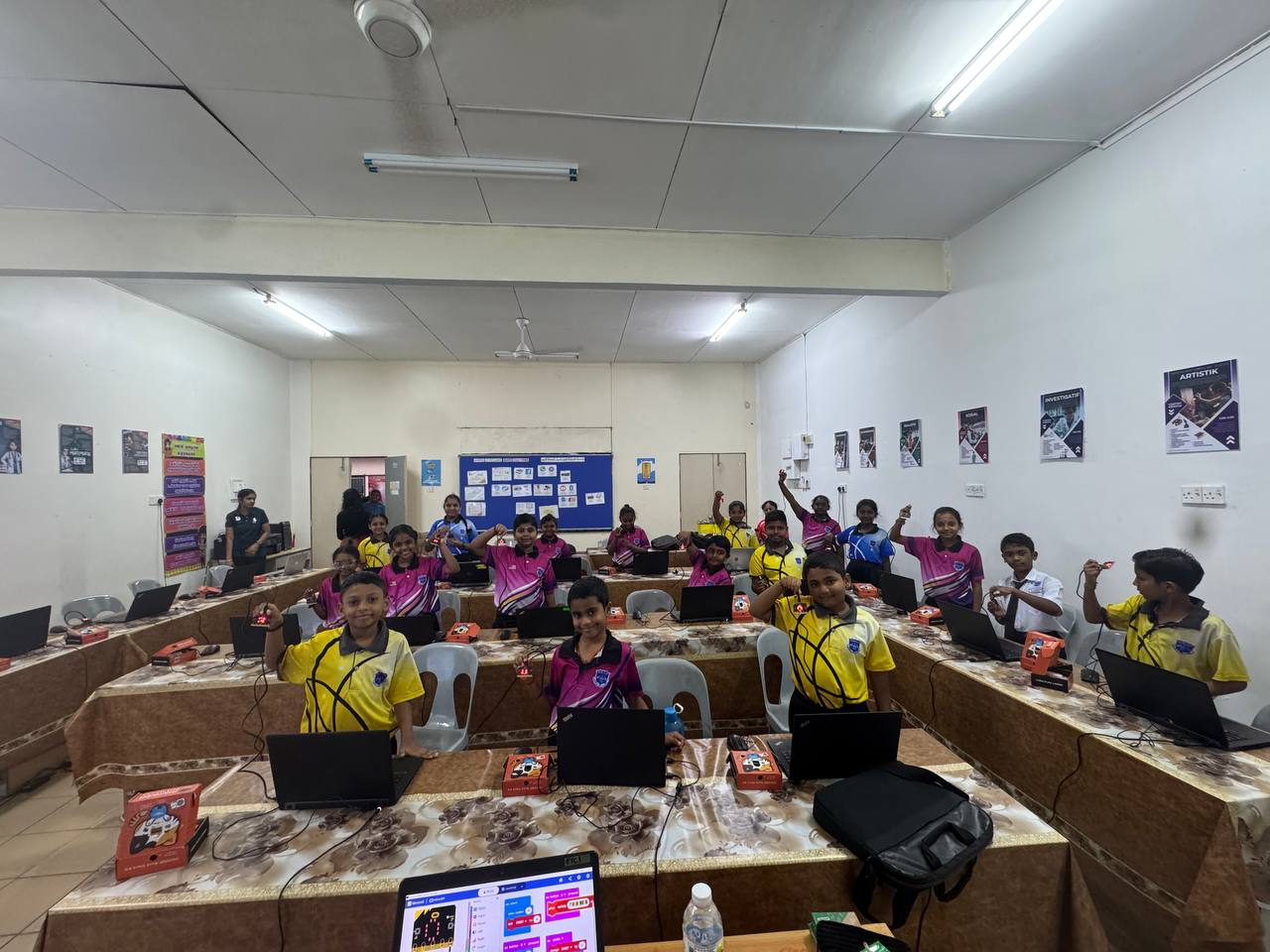 STEM workshop at SJKT Lobak, Negeri Sembilan